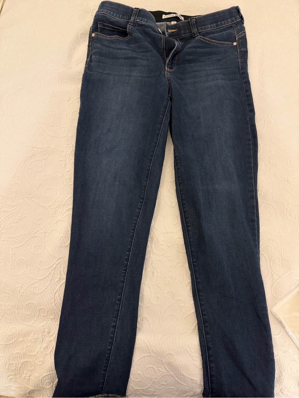 Code Bleu Dark Wash Skinny Jeans Size 12 | Chelsea Body Sculpt Stretch